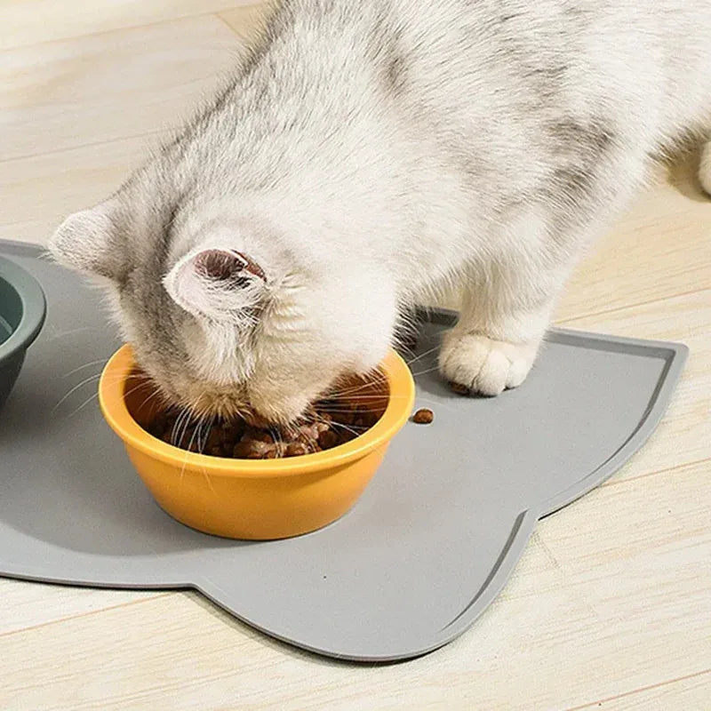 Silicone Pet Feeding Mat - Waterproof, Non-Stick Anti-Spill Tray for Dog and Cat Bowls